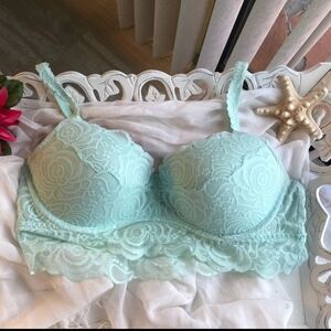 PINK Victoria's secret seafoam green/blue lace bra